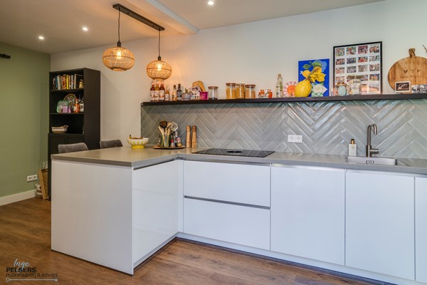 Medium property photo - Prinses Margrietlaan 4, 5953 CA Reuver